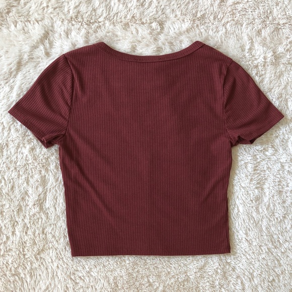 Forever 21 Ribbed V-Neck Button Top - Picture 3 of 4